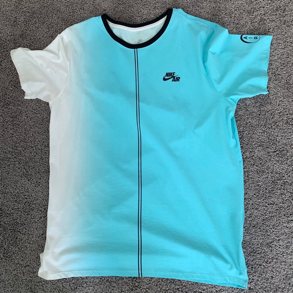 Nike T- Shirt
